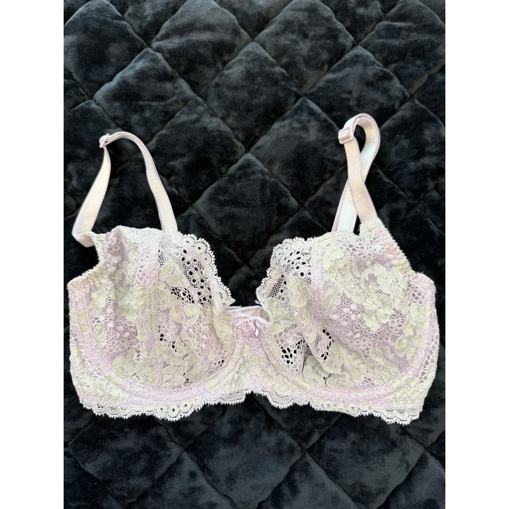 Victoria's Secret Size 34D Bra Lilac Purple Floral Lace Lined Demi Underwire